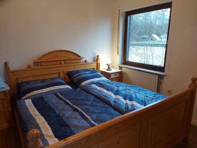 Mehrfamilienhaus, Wohnhaus Leingarten Großgartach - 8 Zimmer, 250 m&sup2;, 3.000&euro; | Angebot:25780397