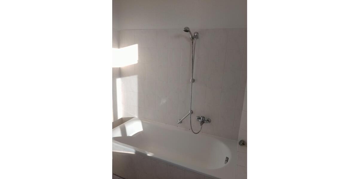 Etagenwohnung Radebeul - 4 Zimmer, 122 m&sup2;, 1.400&euro; | Angebot:26335119
