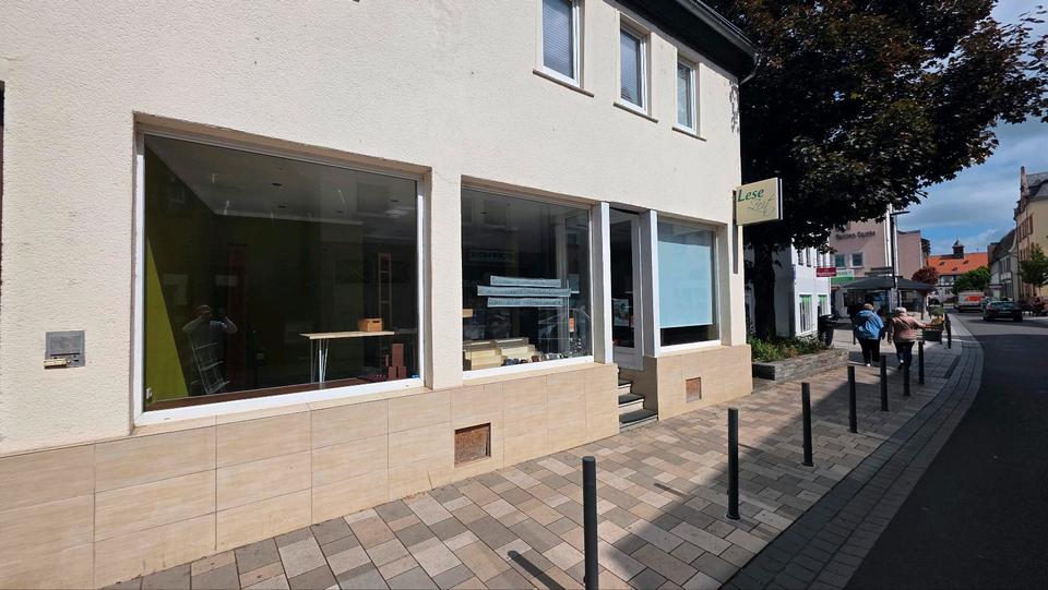 Gewerbeobjekt Bad Vilbel - 1.500&euro; | Angebot:26439292