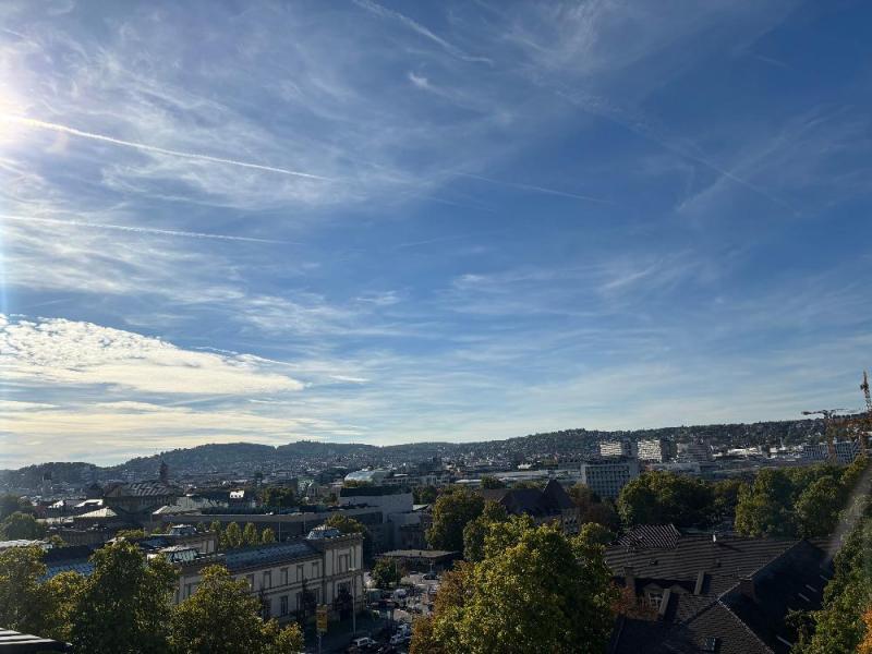 STUTTGART: 75 m2 große Wohnung bei der Musikhochschule. 4 zimmer