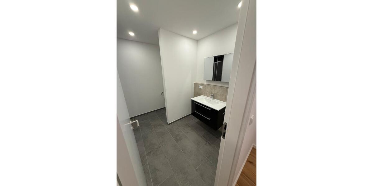 Erdgeschoßwohnung Homburg - 1 Zimmer, 61 m&sup2;, 1.100&euro; | Angebot:26279514