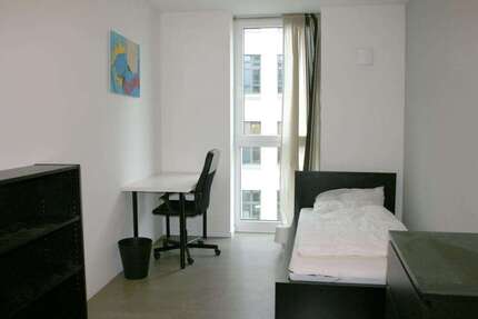 WG-Zimmer in Berlin 740 € 13 m² zimmer