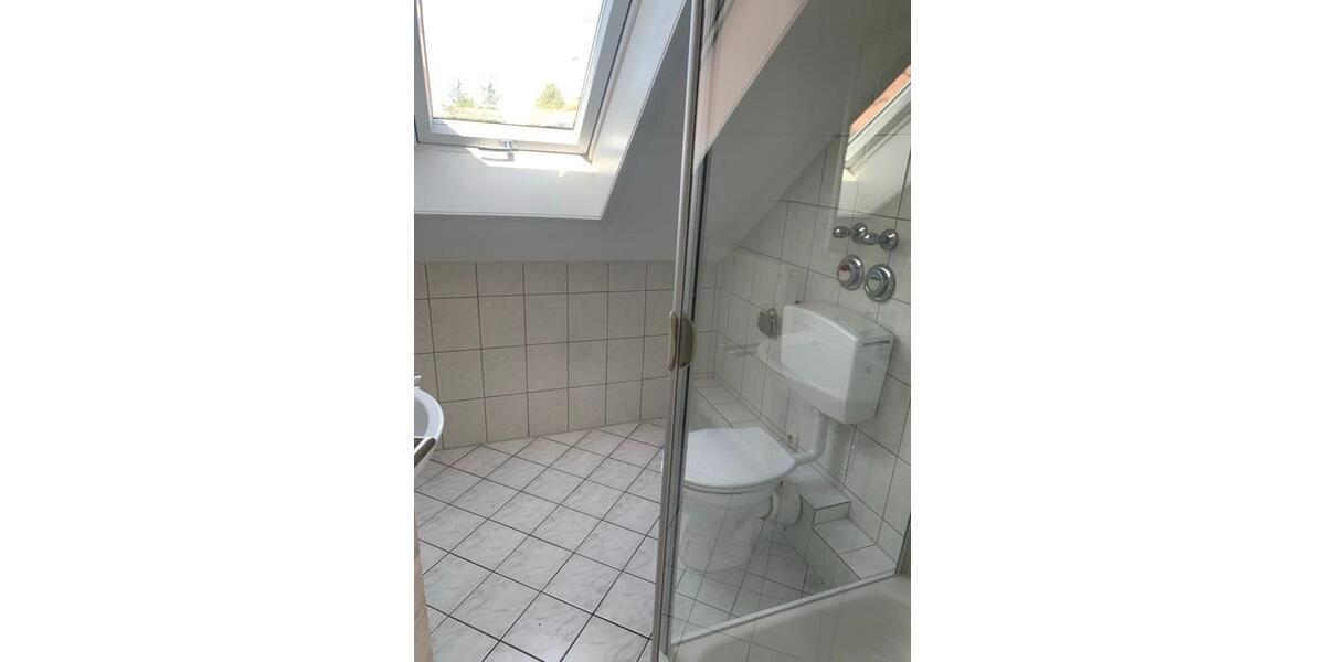 Dachgeschoßwohnung Fulda Kohlhaus - 1 Zimmer, 30 m&sup2;, 370&euro; | Angebot:25893664