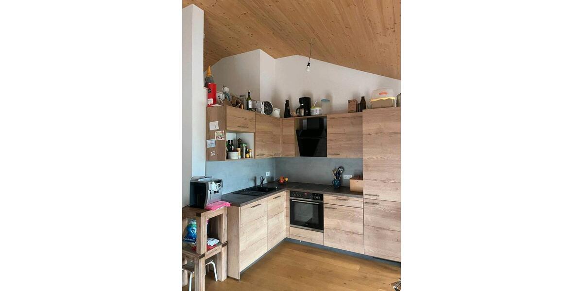 Dachgeschoßwohnung Kißlegg - 2.5 Zimmer, 67 m&sup2;, 900&euro; | Angebot:26033403