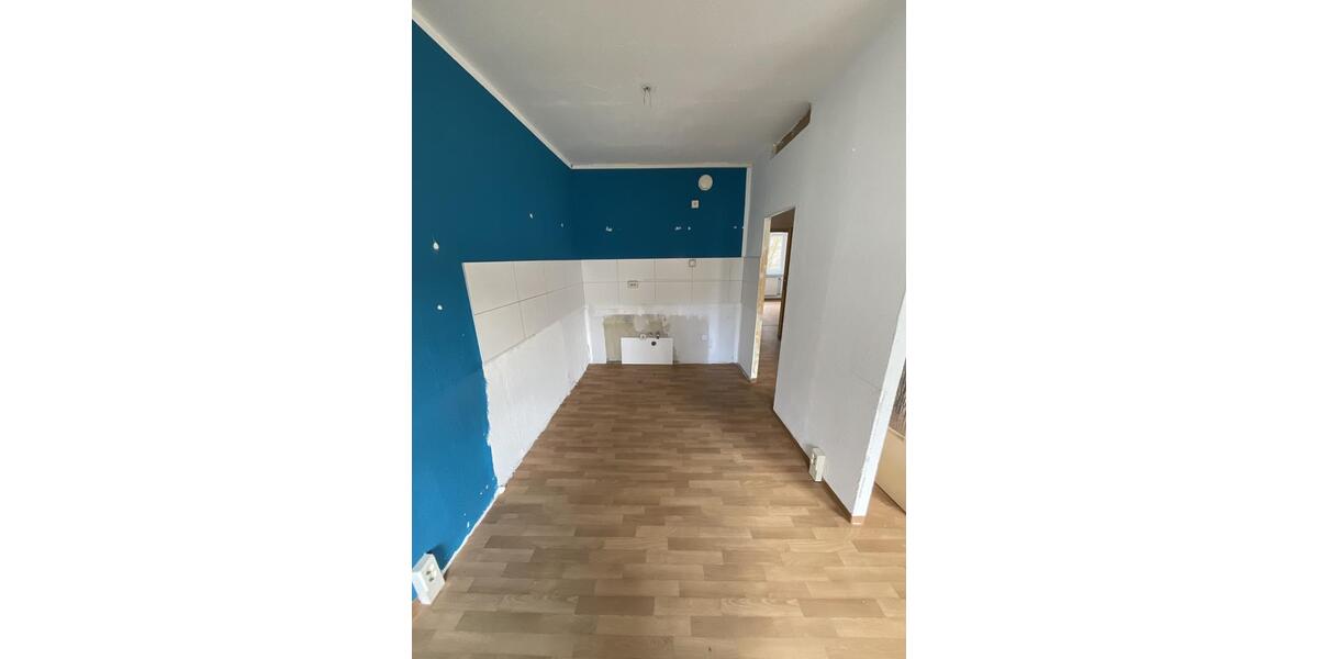 Etagenwohnung Suhl Aue 1 - 4 Zimmer, 79 m&sup2;, 517&euro; | Angebot:26296915