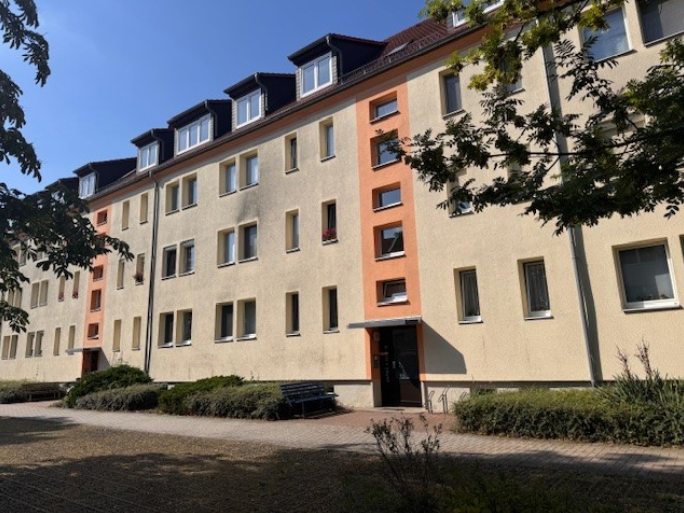 Etagenwohnung Borna Neukirchen - 2 Zimmer, 55 m&sup2;, 440&euro; | Angebot:26891399