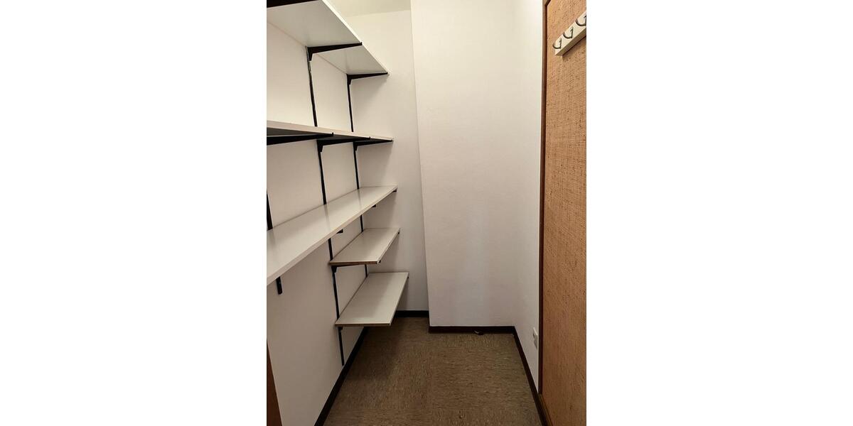 Etagenwohnung Ergoldsbach Langenhettenbach - 4 Zimmer, 132 m&sup2;, 1.400&euro; | Angebot:24624900