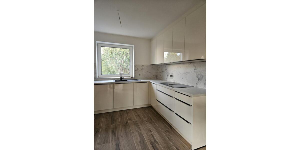 Wohnen auf Zeit München Moosach - 4 Zimmer, 160 m&sup2;, 850&euro; | Angebot:25126571