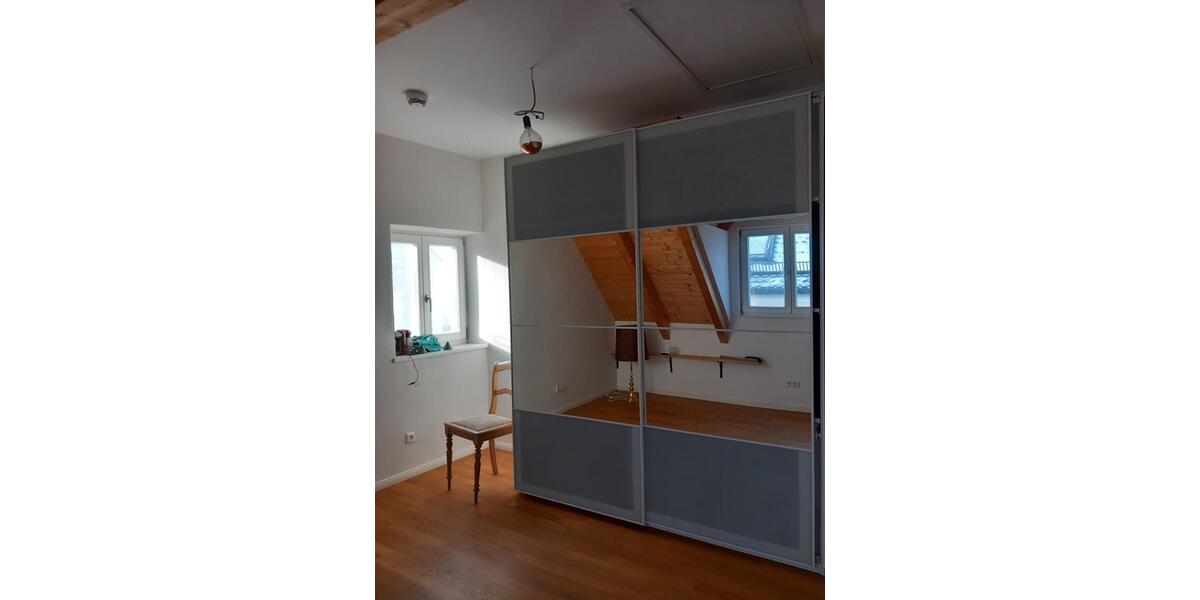 Dachgeschoßwohnung Burgheim - 2 Zimmer, 70 m&sup2;, 1.150&euro; | Angebot:24561656