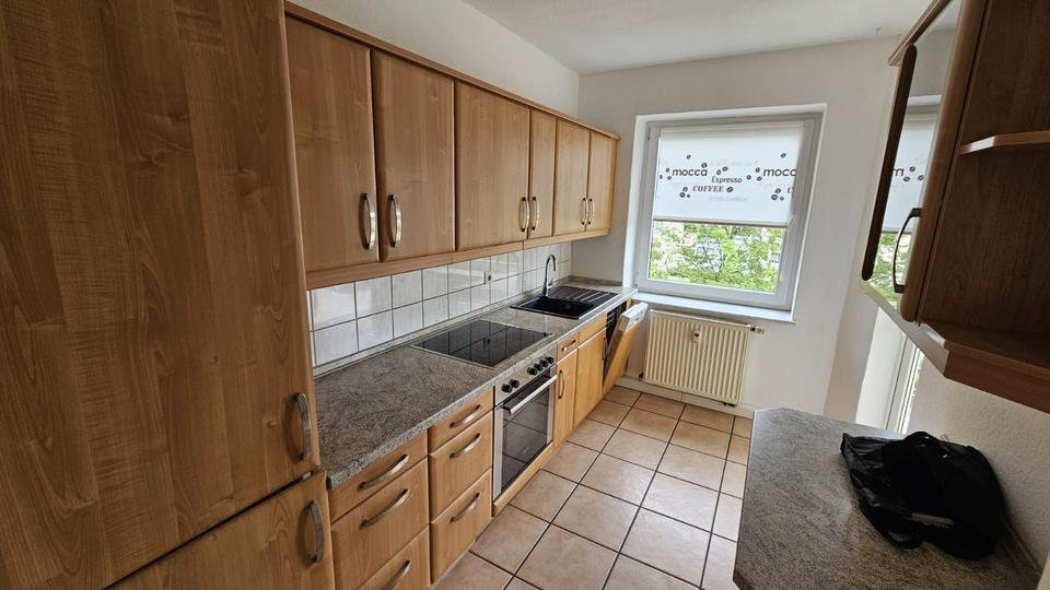 Etagenwohnung Köthen (Anhalt) - 3 Zimmer, 67 m&sup2;, 405&euro; | Angebot:26576136