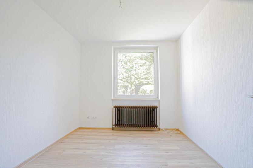 Wiefelstede -Buchenstraße: schöner ebenerdiger Bungalow -Terminabstimmung telefonisch