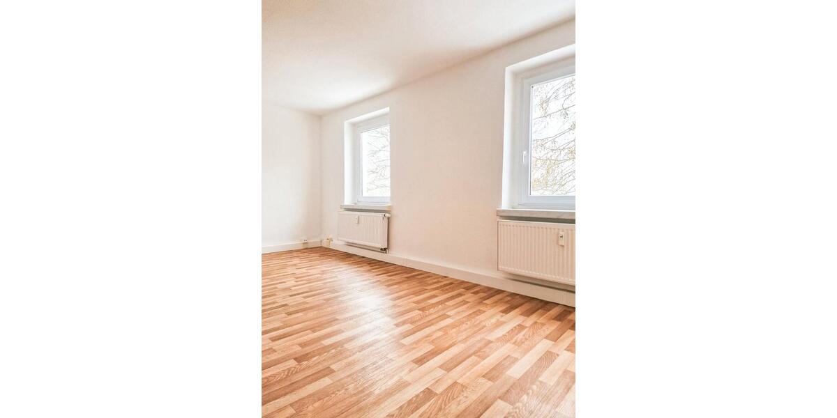Etagenwohnung Glauchau - 1 Zimmer, 33 m&sup2;, 195&euro; | Angebot:26491703