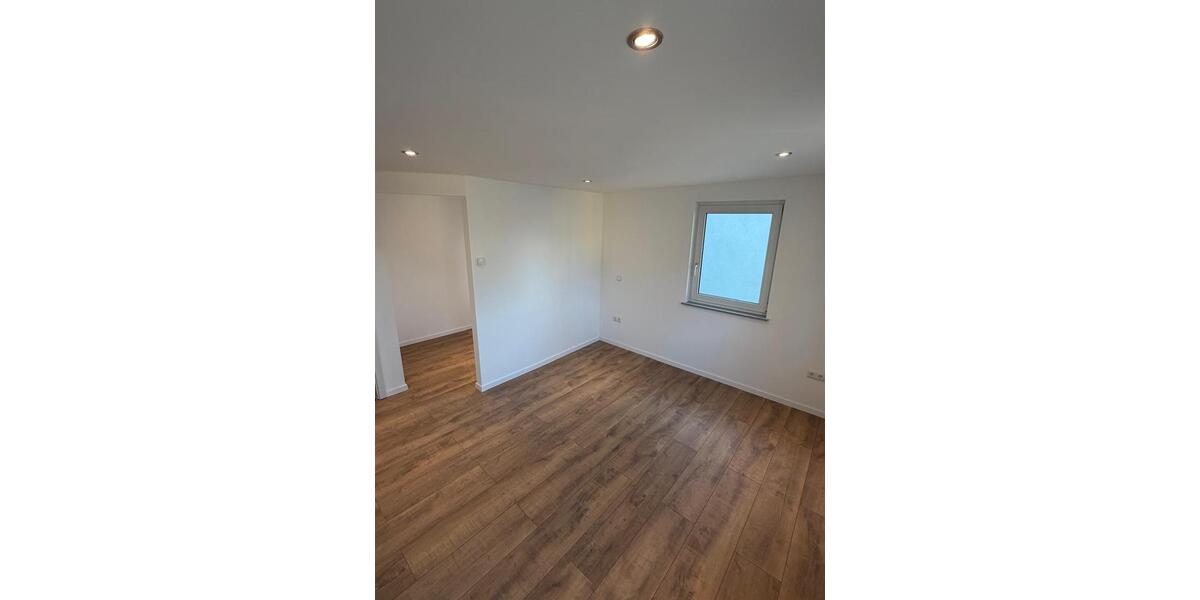 Einfamilienhaus Strullendorf - 6 Zimmer, 174 m&sup2;, 2.100&euro; | Angebot:26343556