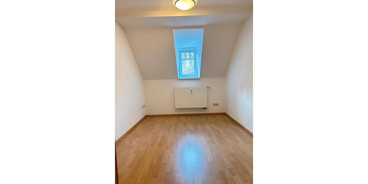 Dachgeschoßwohnung Annaberg-Buchholz Buchholz - 3 Zimmer, 68 m&sup2;, 280&euro; | Angebot:23544162