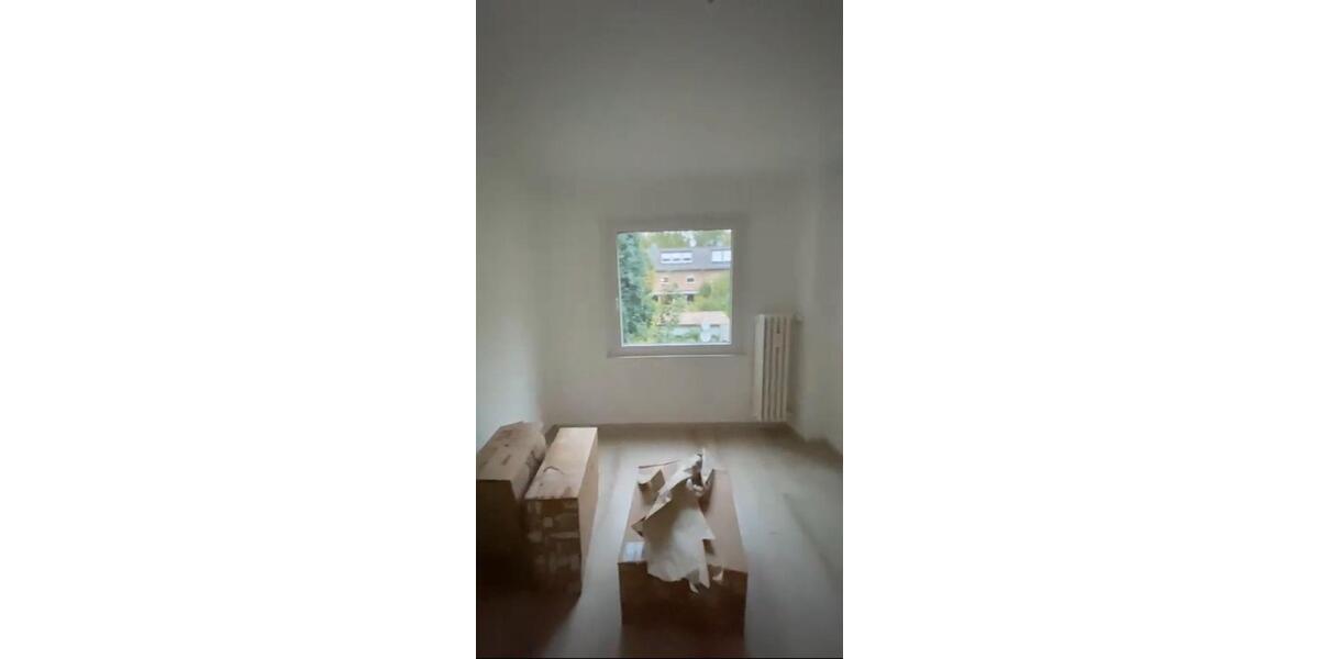 Etagenwohnung Duisburg Mittelmeiderich - 3 Zimmer, 71 m&sup2;, 440&euro; | Angebot:26548356