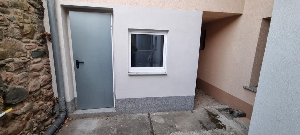 Erdgeschosswohnung mit Innenhof + Fußbodenheizung im Stadtzentrum 2 zimmer