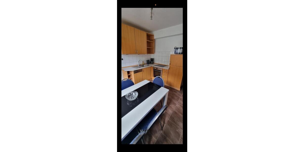 Einfamilienhaus Hemer - 12 Zimmer, 300 m&sup2;, 2.200&euro; | Angebot:24716419