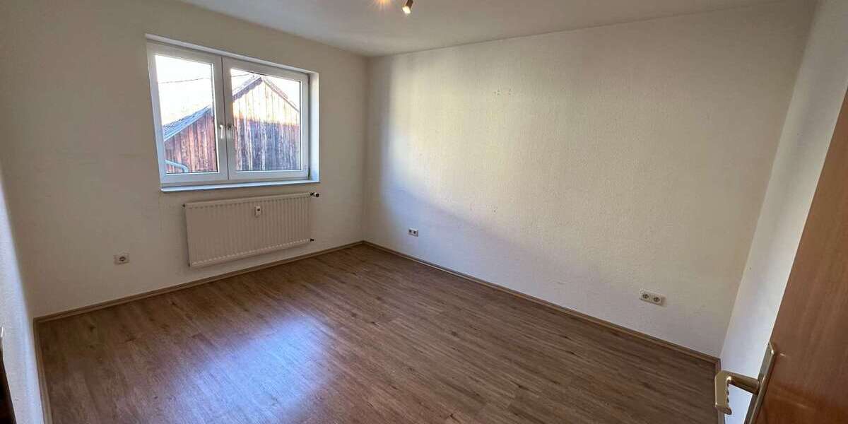Etagenwohnung Buseck Großen-Buseck - 2 Zimmer, 31 m&sup2;, 425&euro; | Angebot:24433434