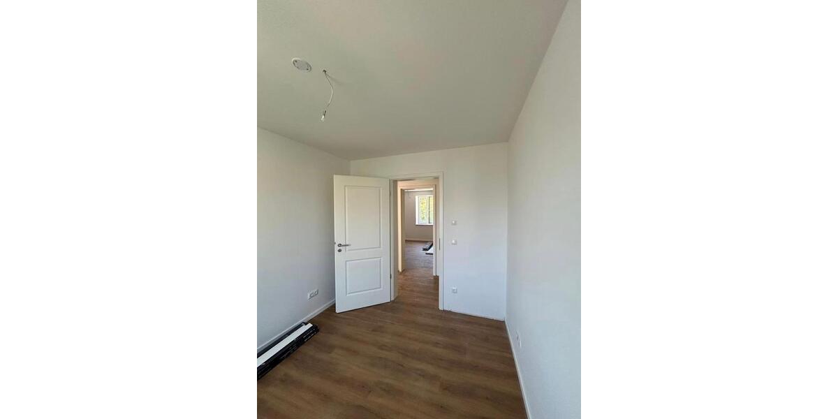 Etagenwohnung Röhrmoos - 7 Zimmer, 105 m&sup2;, 700&euro; | Angebot:24689920