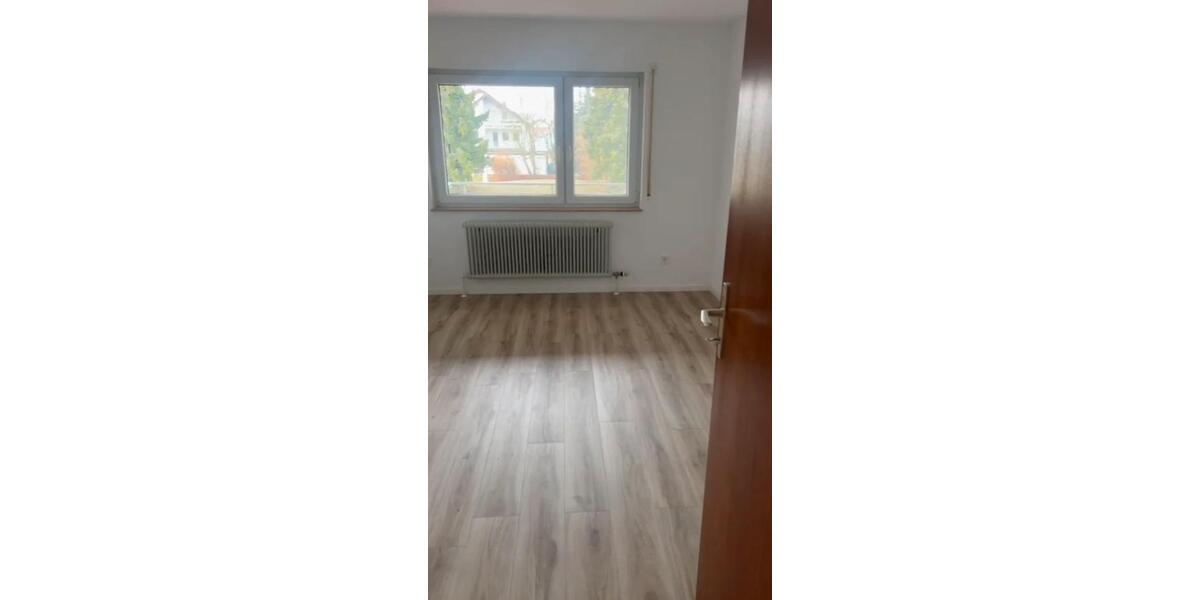Etagenwohnung Flein - 3 Zimmer, 76 m&sup2;, 1.000&euro; | Angebot:26169746