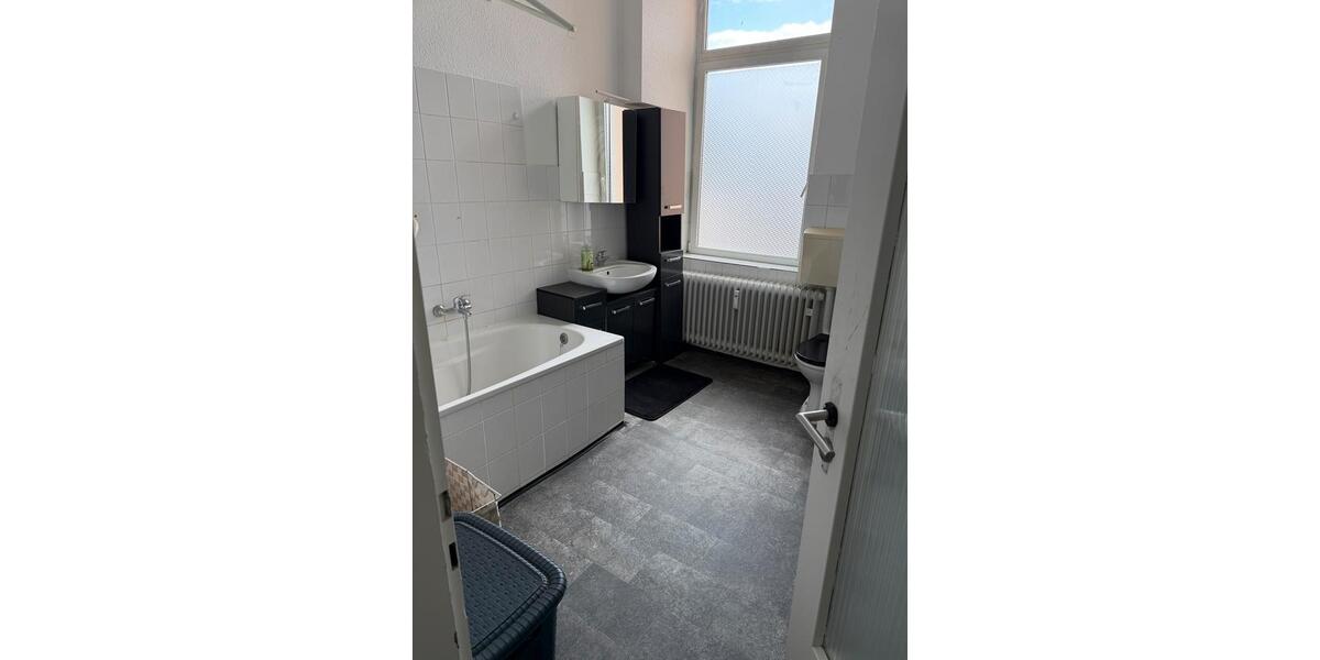 Etagenwohnung Hameln - 2 Zimmer, 95 m&sup2;, 740&euro; | Angebot:26099715