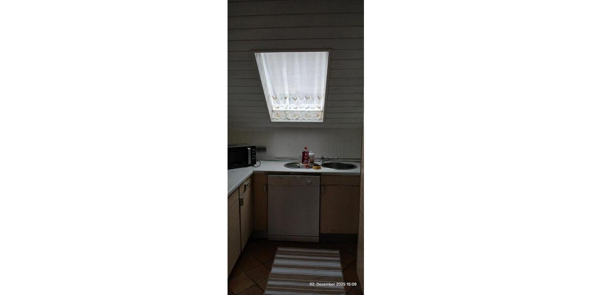 Dachgeschoßwohnung Aßlar - 5 Zimmer, 120 m&sup2;, 1.100&euro; | Angebot:23795100