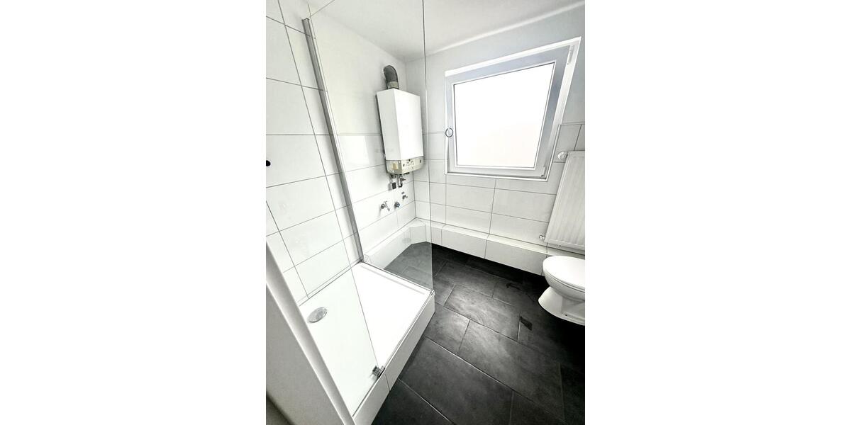 Dachgeschoßwohnung Übach-Palenberg Palenberg - 3 Zimmer, 95 m&sup2;, 750&euro; | Angebot:25178497