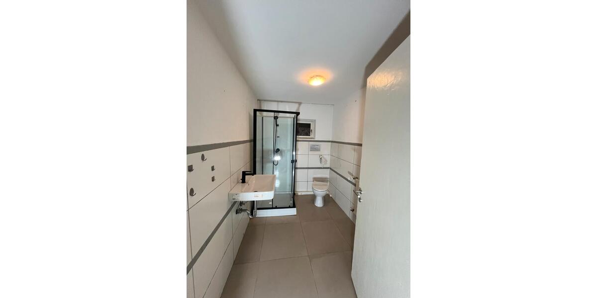 2 Zimmer Wohnung ! Frisch Saniert ! 2 zimmer