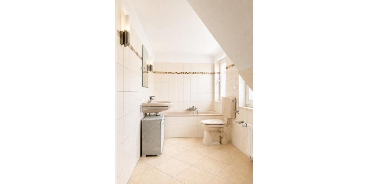 Dachgeschoßwohnung Kirchdorf - 4 Zimmer, 100 m&sup2;, 650&euro; | Angebot:26698536