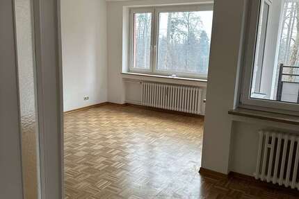 Wohnung Tutzing - 3 Zimmer, 74 m&sup2;, 1.140&euro; | Angebot:25025402