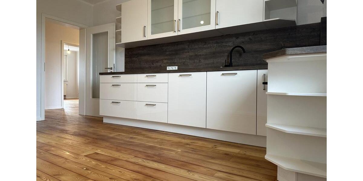 Dachgeschoßwohnung Neubrandenburg - 3 Zimmer, 85 m&sup2;, 1.225&euro; | Angebot:25943906