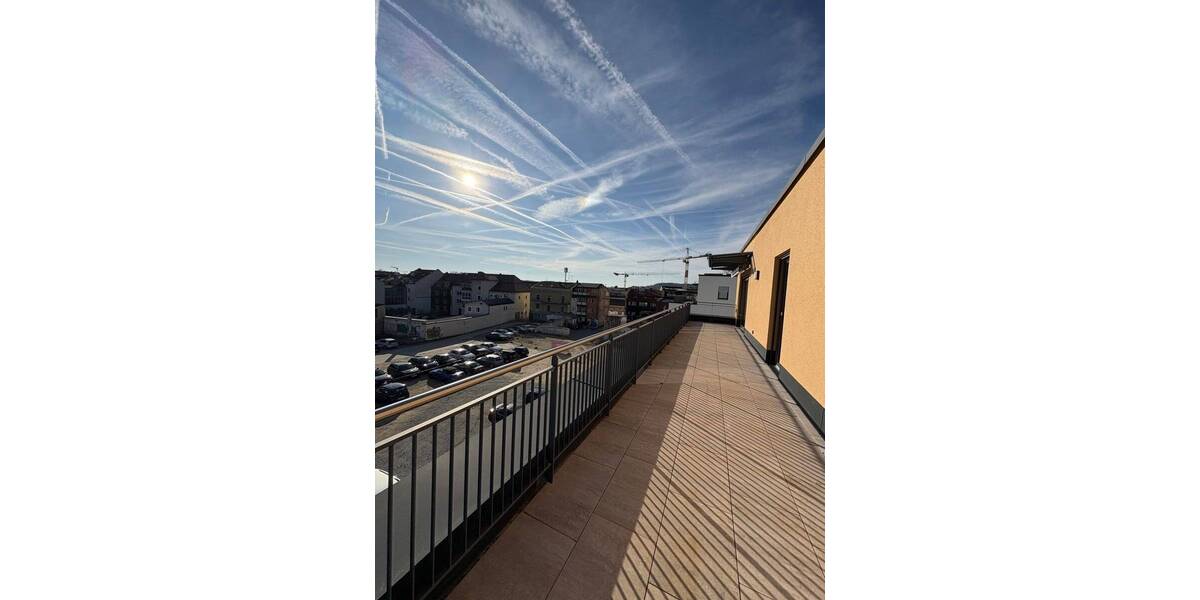 Etagenwohnung Deggendorf - 3 Zimmer, 112 m&sup2;, 1.970&euro; | Angebot:25690401