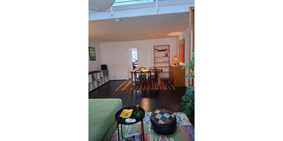 Dachgeschoßwohnung Berlin Mitte - 3.5 Zimmer, 109 m&sup2;, 1.812&euro; | Angebot:25654014