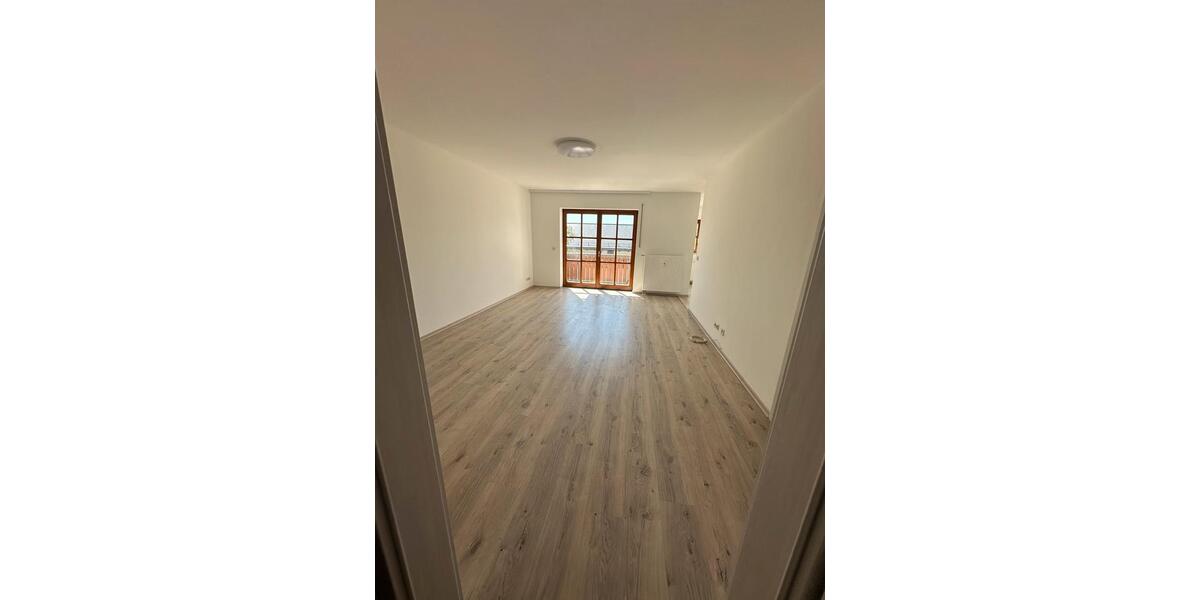 Etagenwohnung Gebenbach - 3.5 Zimmer, 87 m&sup2;, 850&euro; | Angebot:26313094