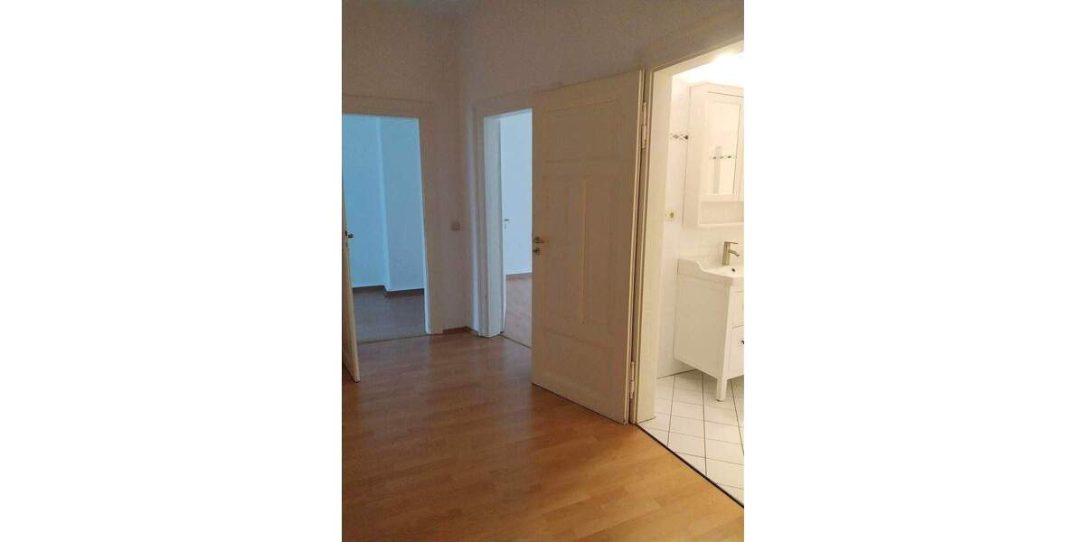 Altbauwohnung in Markkleeberg - Hauptstr. 54 im 2. OG 2 zimmer