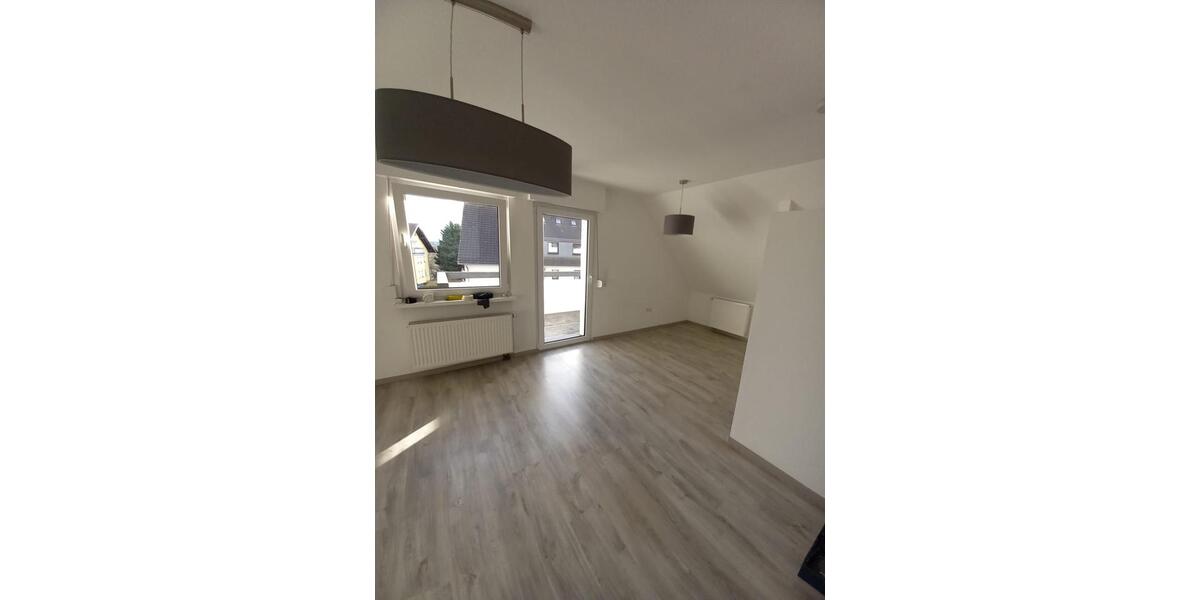 Dachgeschoßwohnung Polch - 3 Zimmer, 75 m&sup2;, 780&euro; | Angebot:26459300