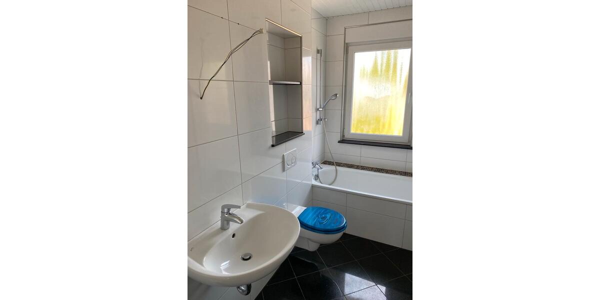 Erdgeschoßwohnung Lage - 2 Zimmer, 60 m&sup2;, 700&euro; | Angebot:26691966