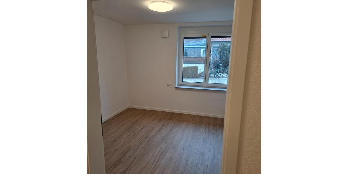 Hochparterre Schwendi - 4 Zimmer, 104 m&sup2;, 1.140&euro; | Angebot:26032186