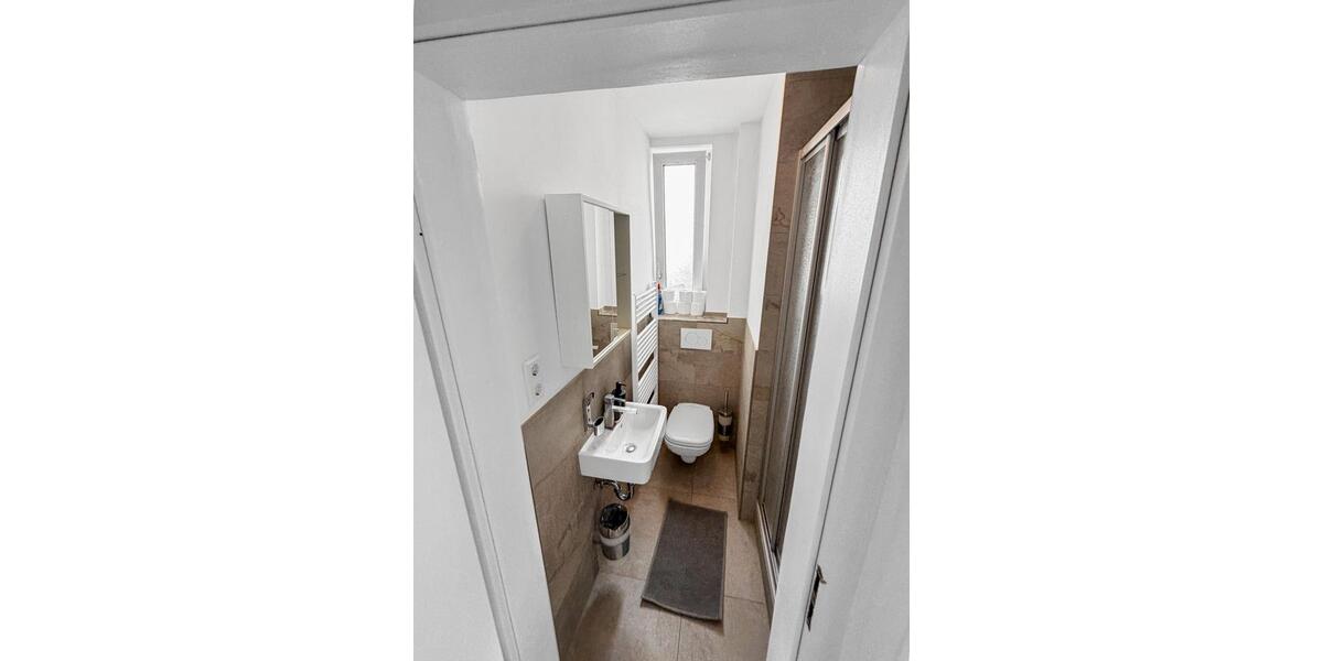 Wohnen auf Zeit Stuttgart Bad Cannstatt - 1 Zimmer, 16 m&sup2;, 700&euro; | Angebot:26696022