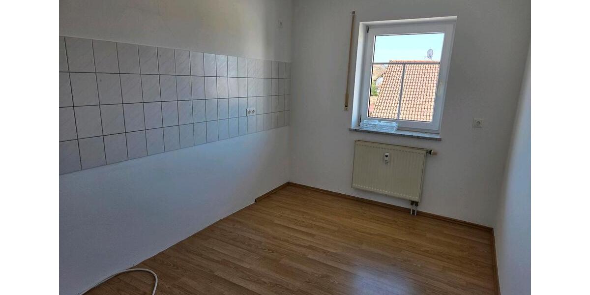 Etagenwohnung Untergriesbach - 3 Zimmer, 88 m&sup2;, 1.000&euro; | Angebot:26633307