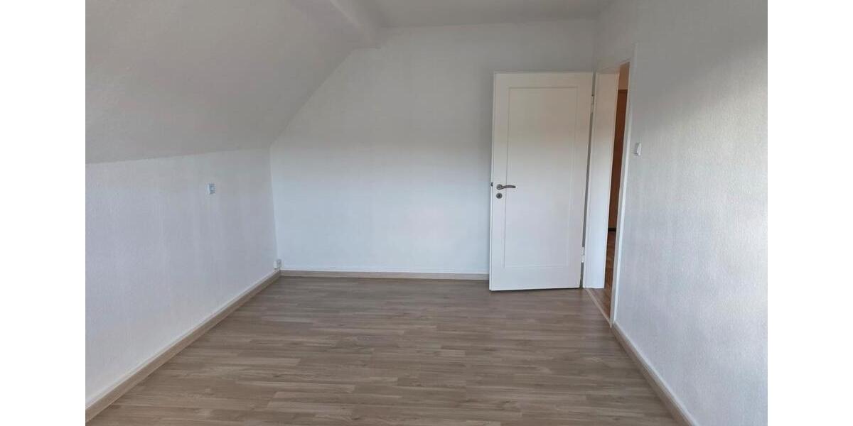 Dachgeschoßwohnung Dietzhölztal - 2 Zimmer, 53 m&sup2;, 468&euro; | Angebot:26134037