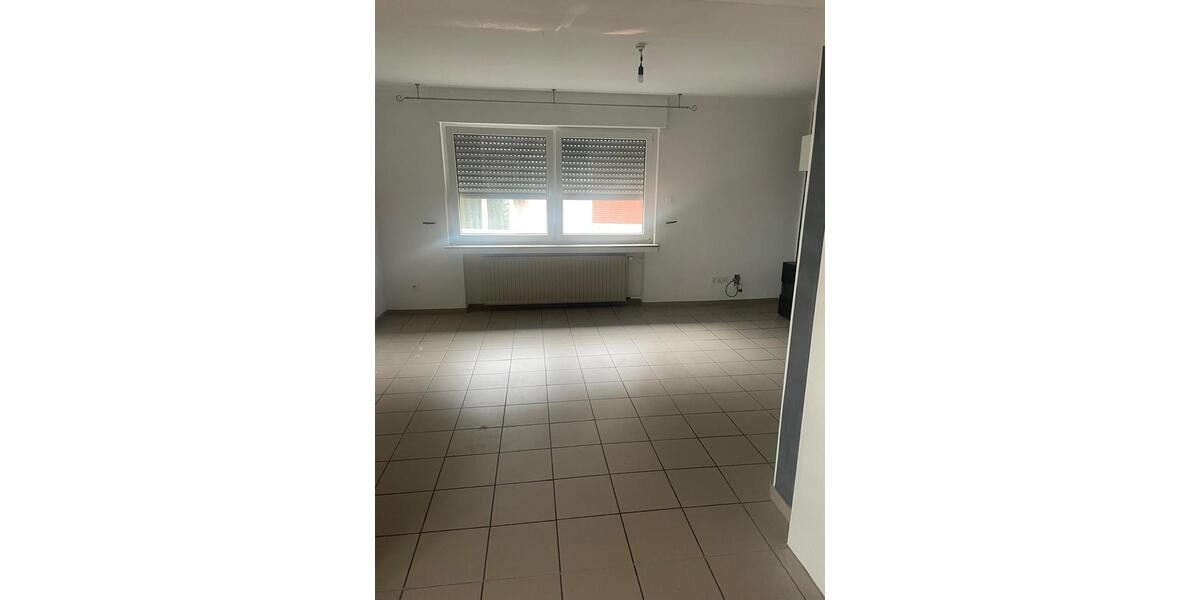 Etagenwohnung Leverkusen Schlebusch - 4 Zimmer, 90 m&sup2;, 1.400&euro; | Angebot:24508747