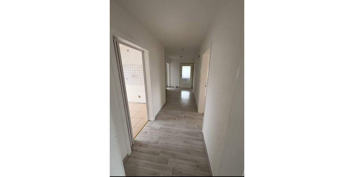 Etagenwohnung Flieden - 3 Zimmer, 83 m&sup2;, 640&euro; | Angebot:25670095