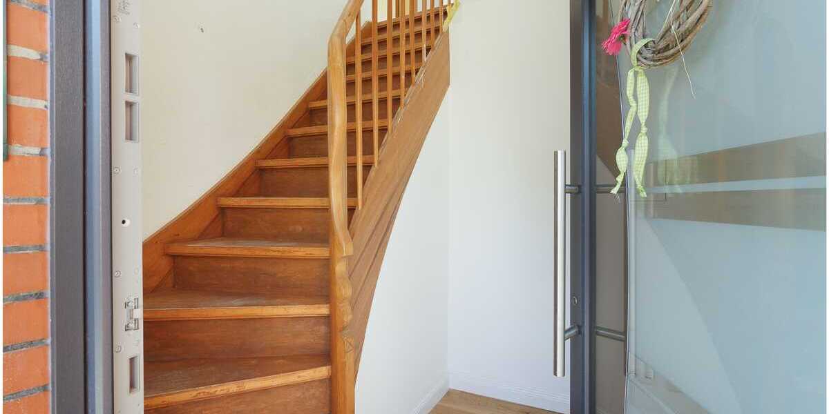 ***Moderne 97 m² Wohnung in Westoverledingen*** ***frisch renoviert*** - Dachgeschoßwohnung Westoverledingen Flachsmeer | Angebot:25407086