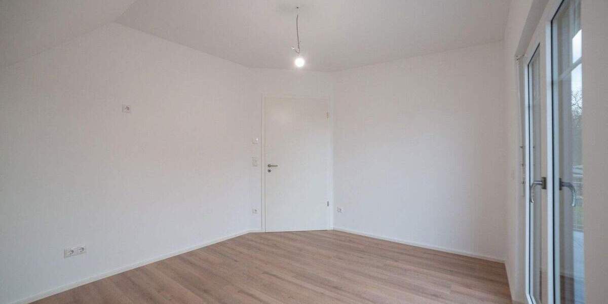 Etagenwohnung Kamenz Hennersdorf - 4 Zimmer, 112 m&sup2;, 1.534&euro; | Angebot:24341573