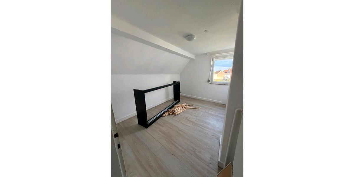 Etagenwohnung Wetzlar Dutenhofen - 4 Zimmer, 96 m&sup2;, 550&euro; | Angebot:26614034