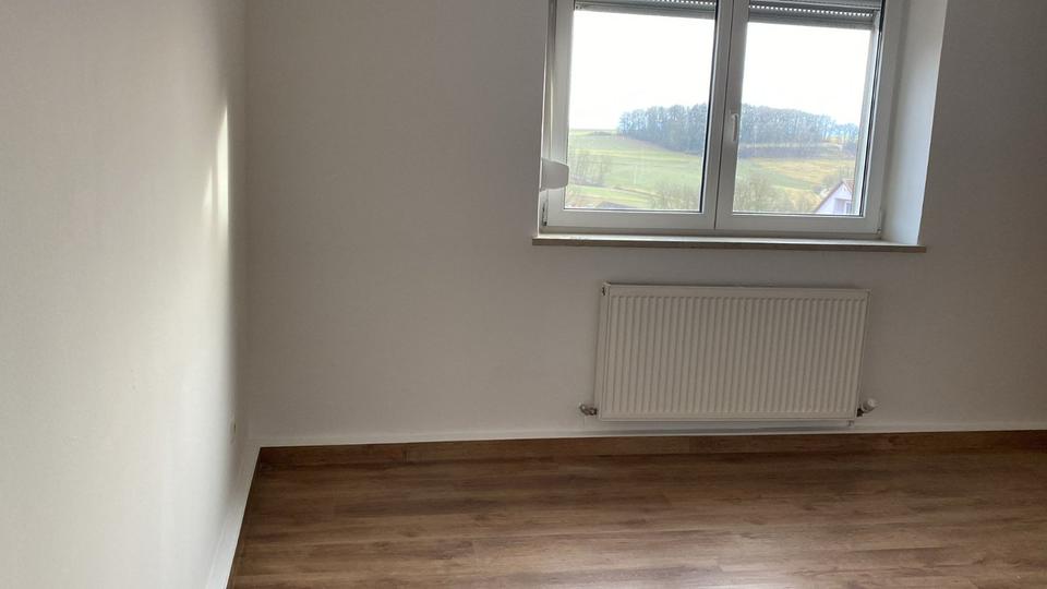 Etagenwohnung Gebenbach - 5 Zimmer, 113 m&sup2;, 1.350&euro; | Angebot:25381016