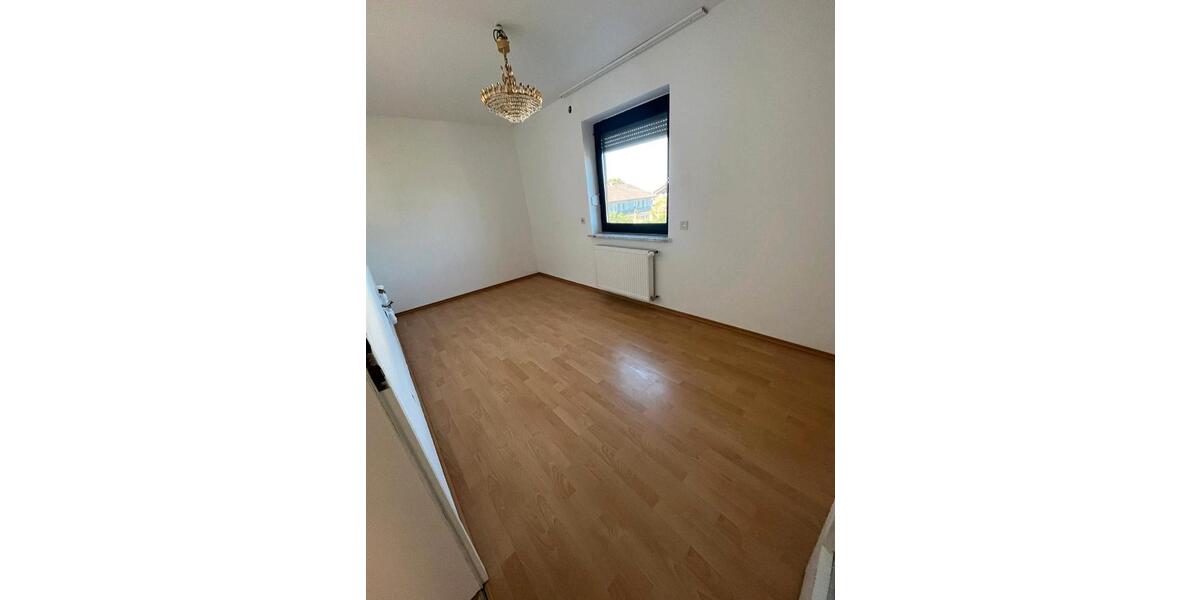 Etagenwohnung Eiselfing - 4 Zimmer, 112 m&sup2;, 1.410&euro; | Angebot:25224632