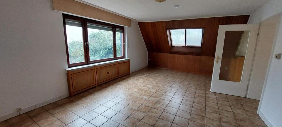 Dachgeschoßwohnung Bielefeld Gadderbaum - 3 Zimmer, 75 m&sup2;, 375&euro; | Angebot:25231617