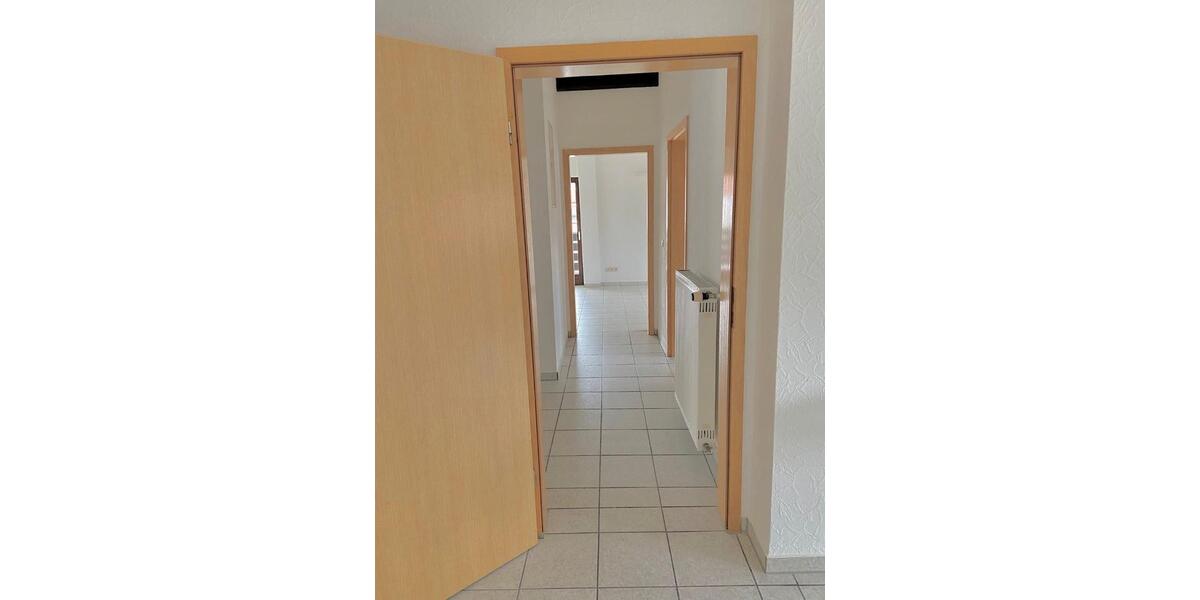 Etagenwohnung Nidda - 4 Zimmer, 109 m&sup2;, 1.270&euro; | Angebot:25899312